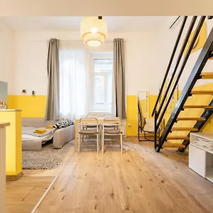 https://cozy-apartment-in-the-jewish-quarter.inbudapesthotels.com